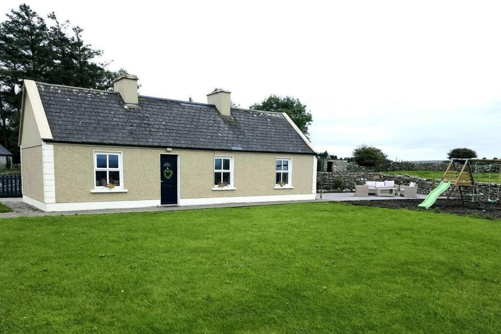 Killawalla Cottage, Westport. Exterior foto